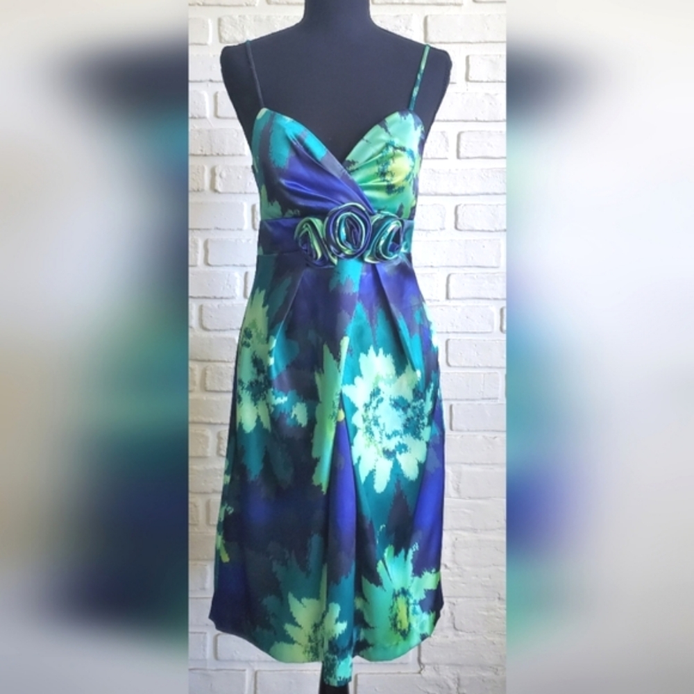 NWT Intrigue Sweetheart Neck Spaghetti Strap Satin Dress Blue Green Size 6